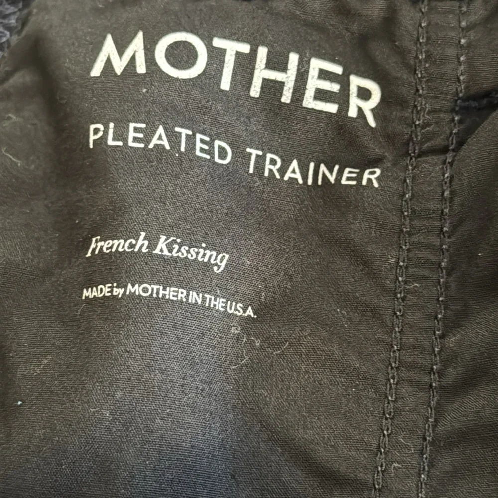 Mother Pants Womens Navy Blue French Kissing Pleated Trainer Jogger Zip. 28 - Picture 9 of 9